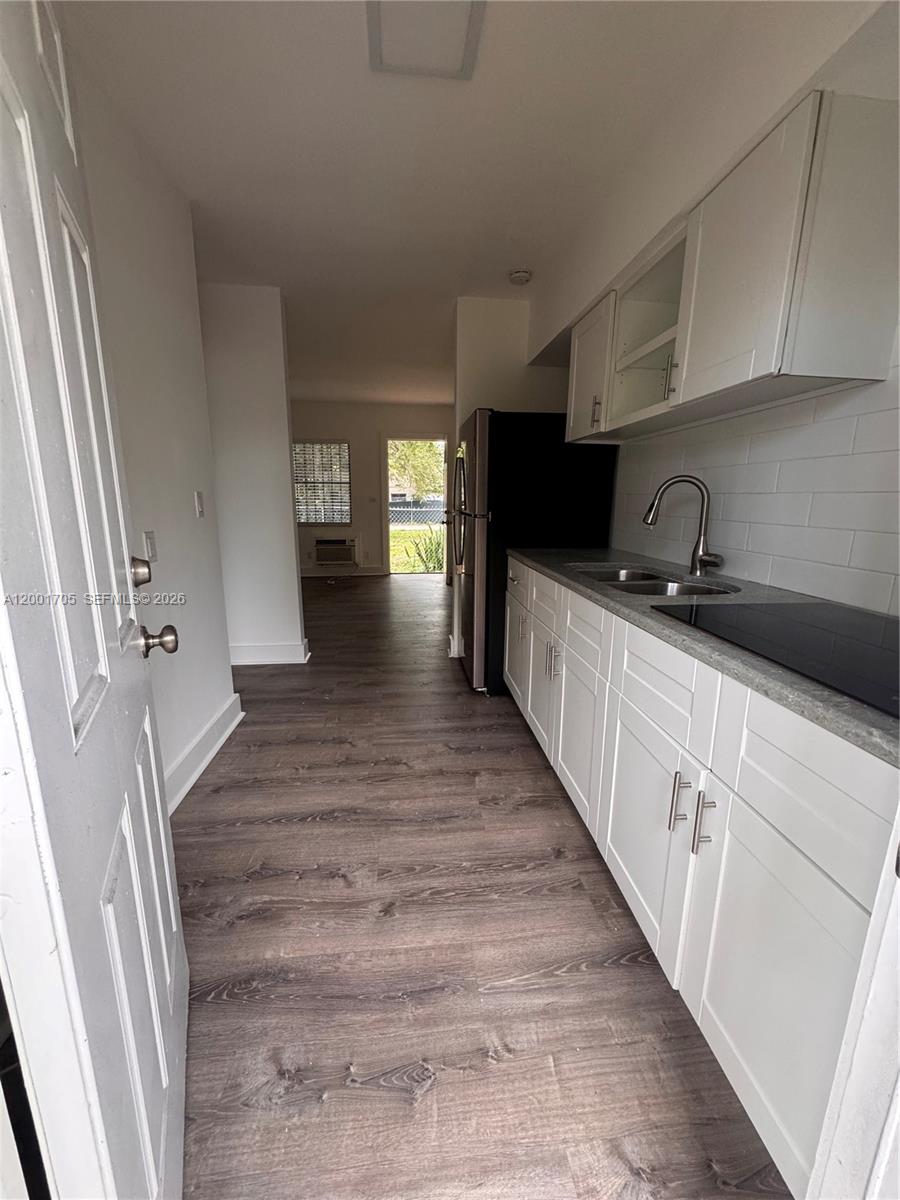 LITTLE RIVER GARDENS - Residential Lease