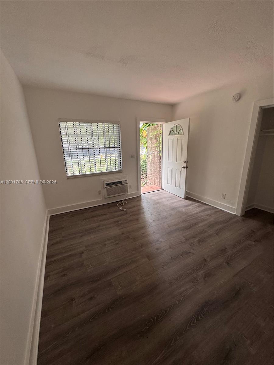 LITTLE RIVER GARDENS - Residential Lease