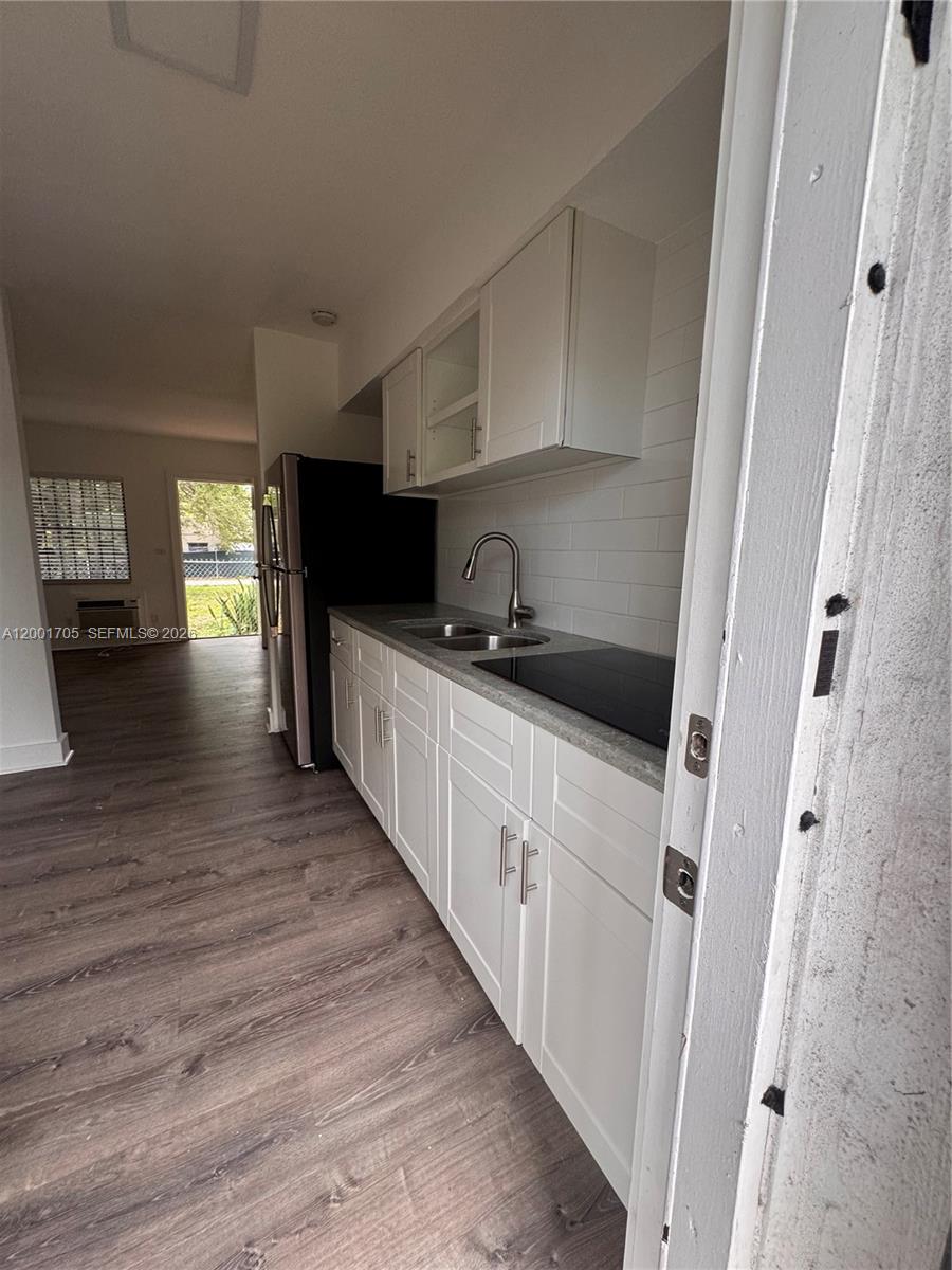 LITTLE RIVER GARDENS - Residential Lease