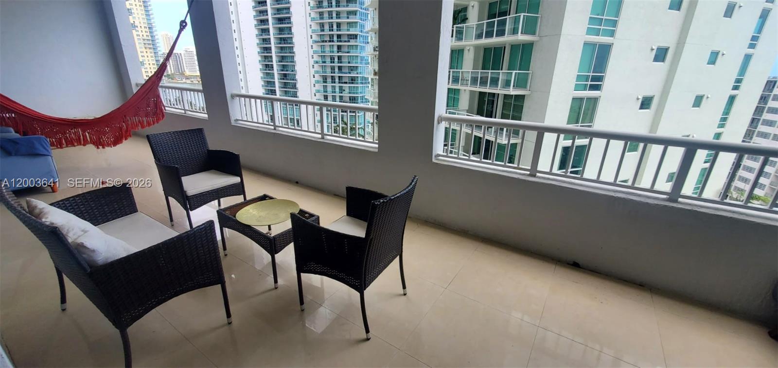 THE SAIL CONDO - Residential