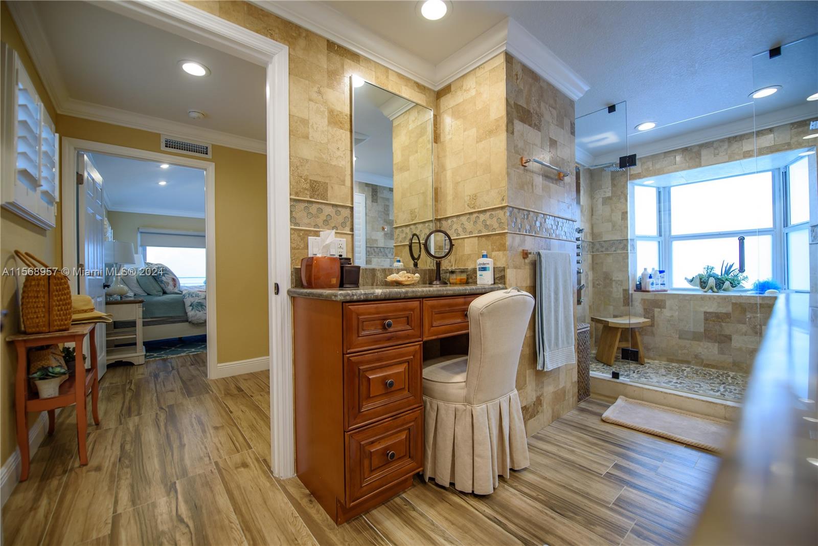 CROSS KEY WATERWAYS EST S - Residential