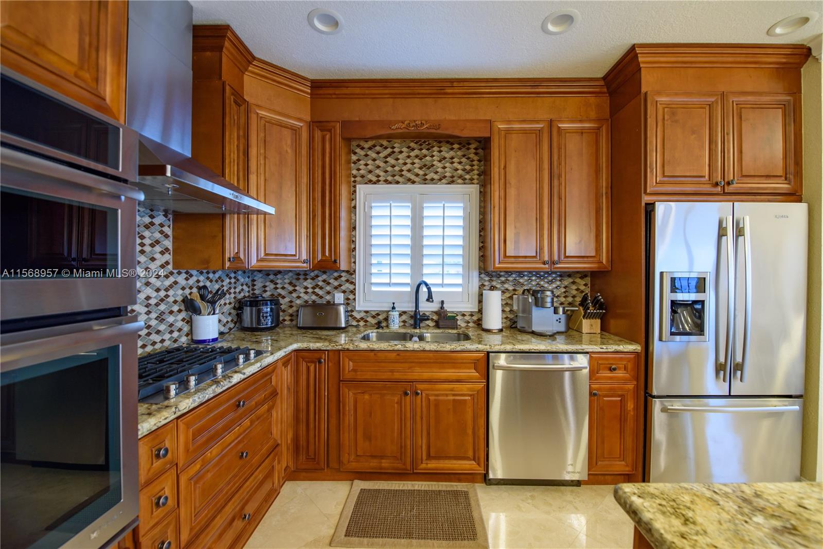 CROSS KEY WATERWAYS EST S - Residential