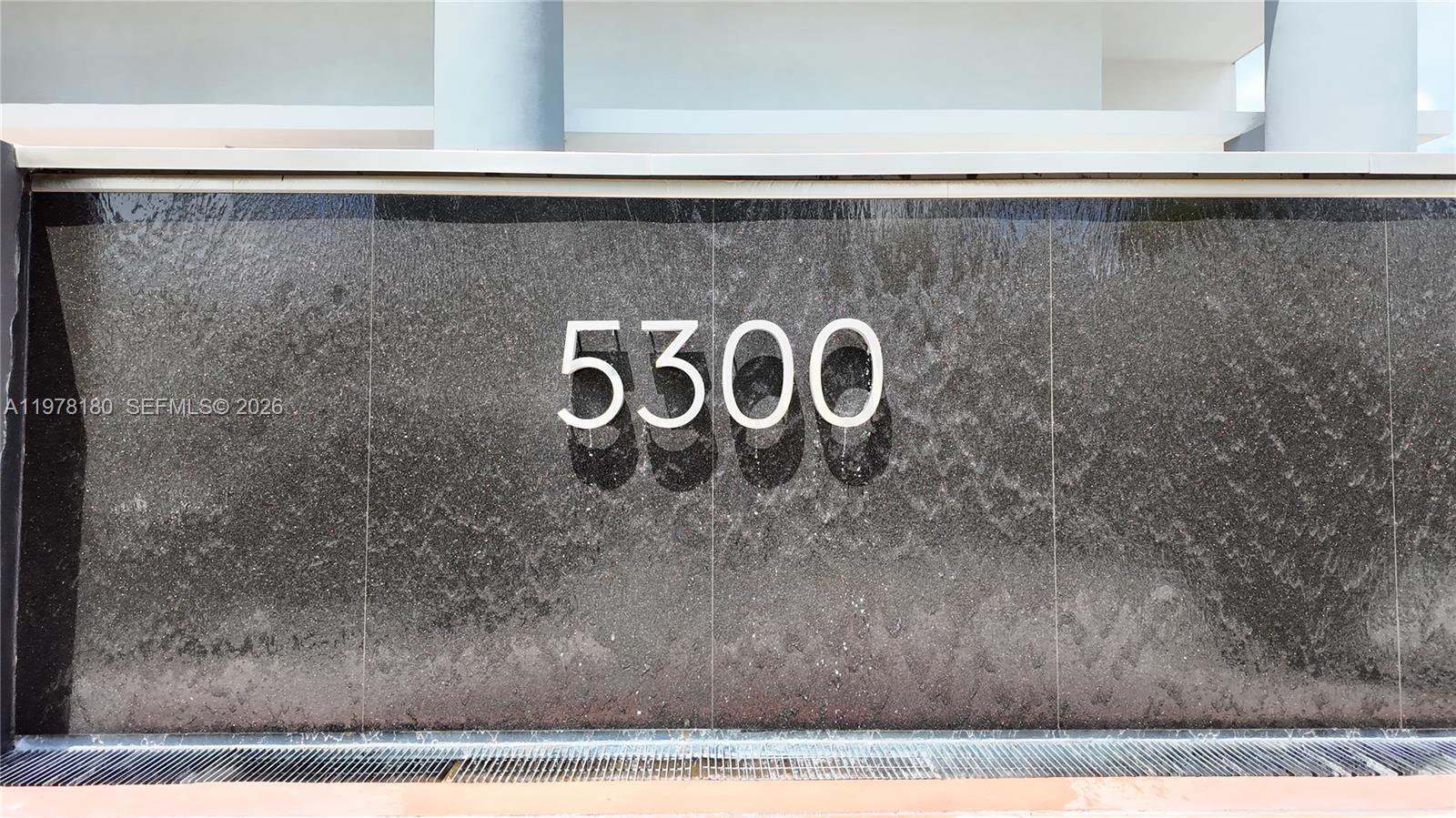 5300 PASEO CONDO - Residential