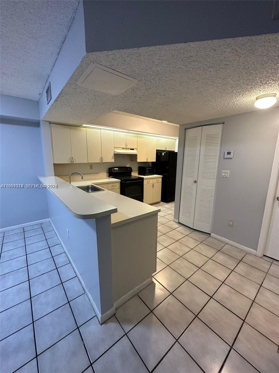 LE CLUB AT OLD CUTLER CON - Residential