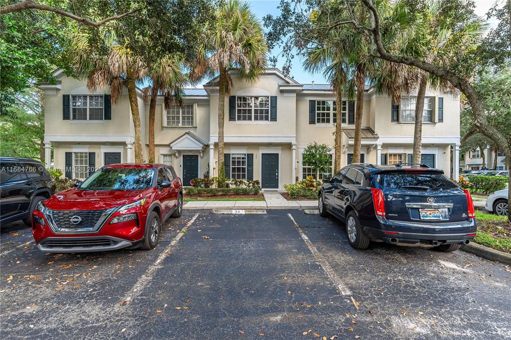 Photo of 184 SW 96th Ter, Plantation, FL 33324 (MLS # A11664766)