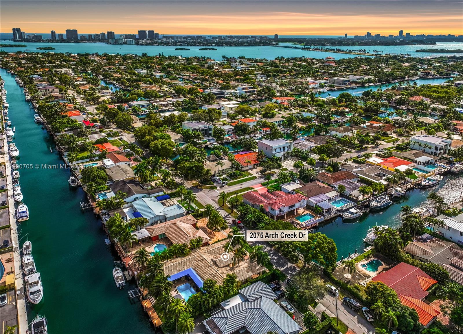 2075 Arch Creek Dr 2075