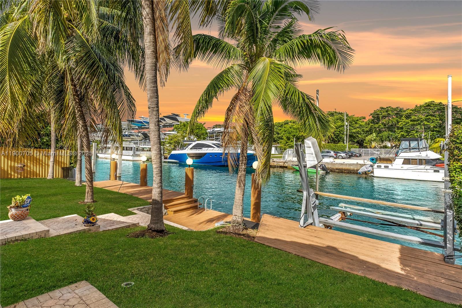 2075 Arch Creek Dr 2075