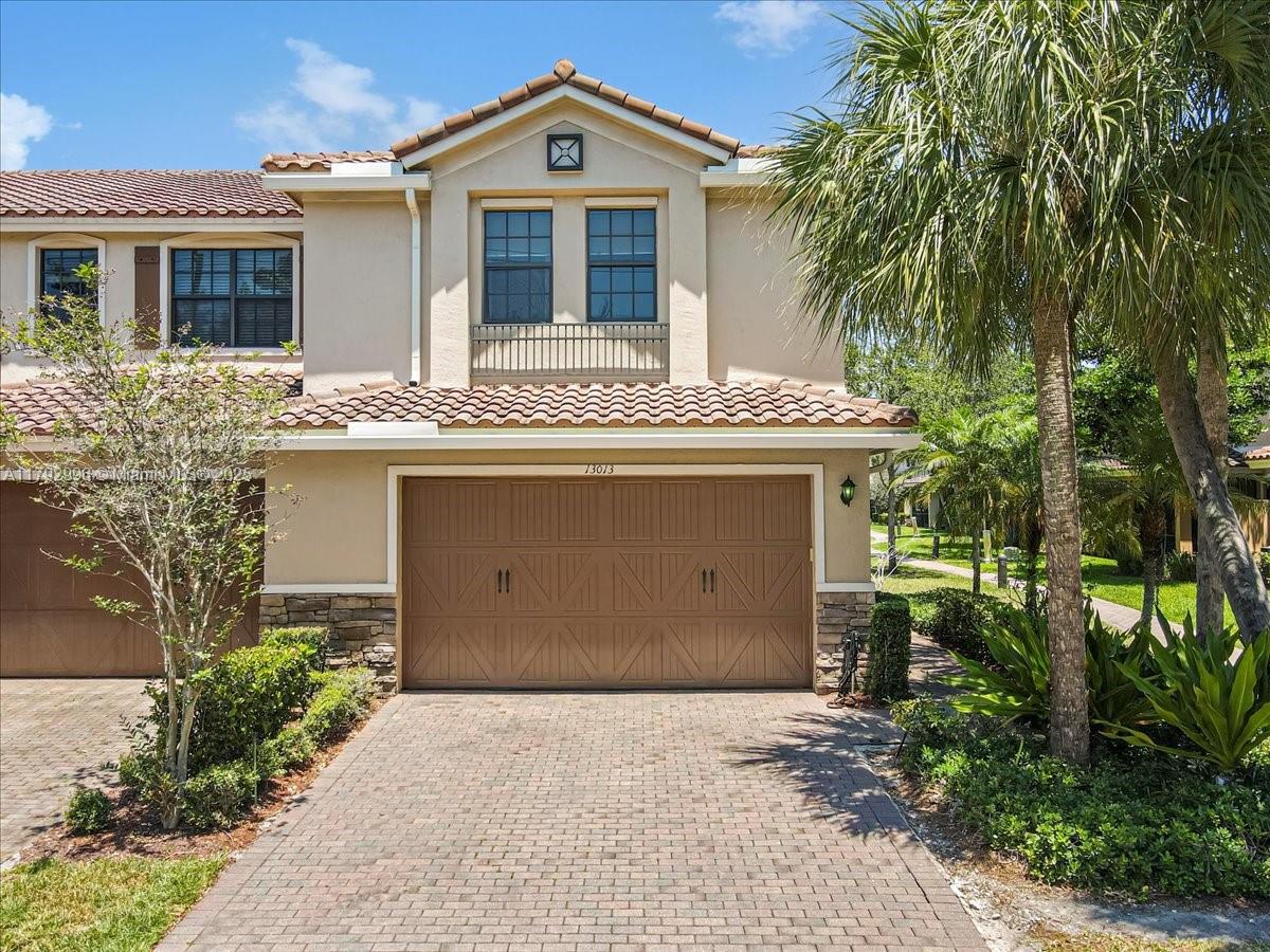13013 S Riverwalk Cir S Cir, Plantation, Miami-Dade County, Florida - 3 Bedrooms  
3 Bathrooms - 