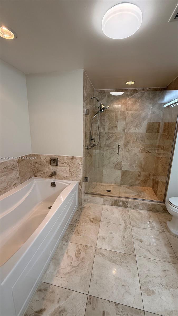 VERANDA CONDO - Residential