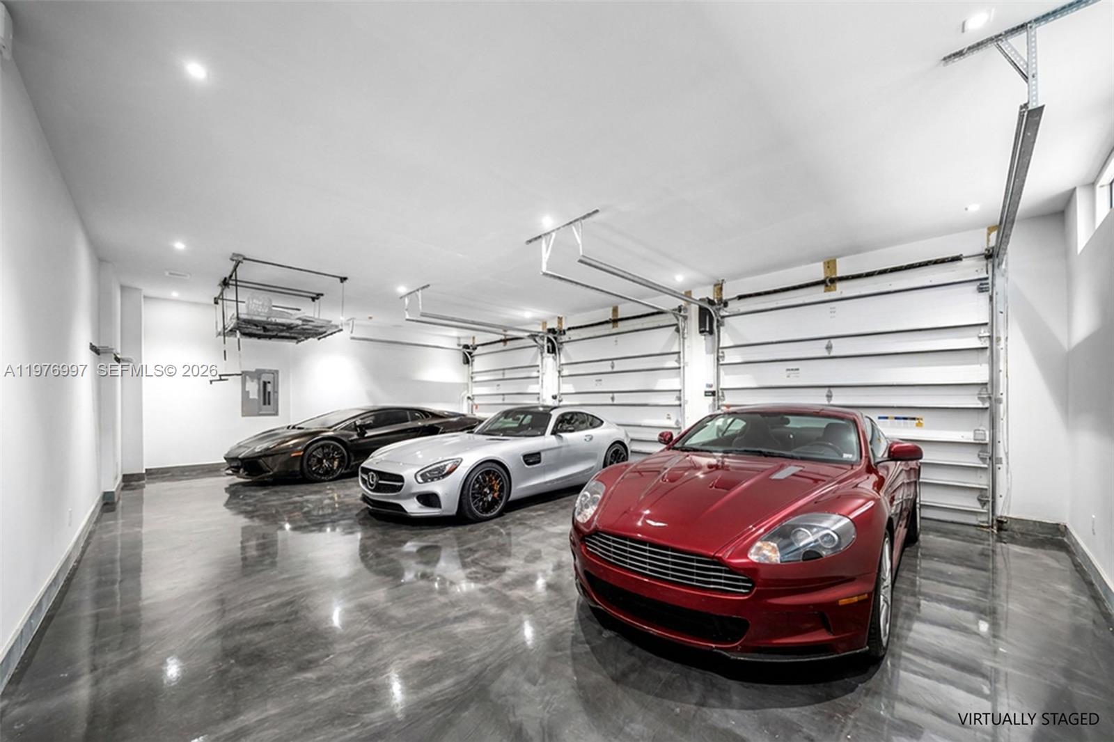 RIDGELINE ESTATES - Residential