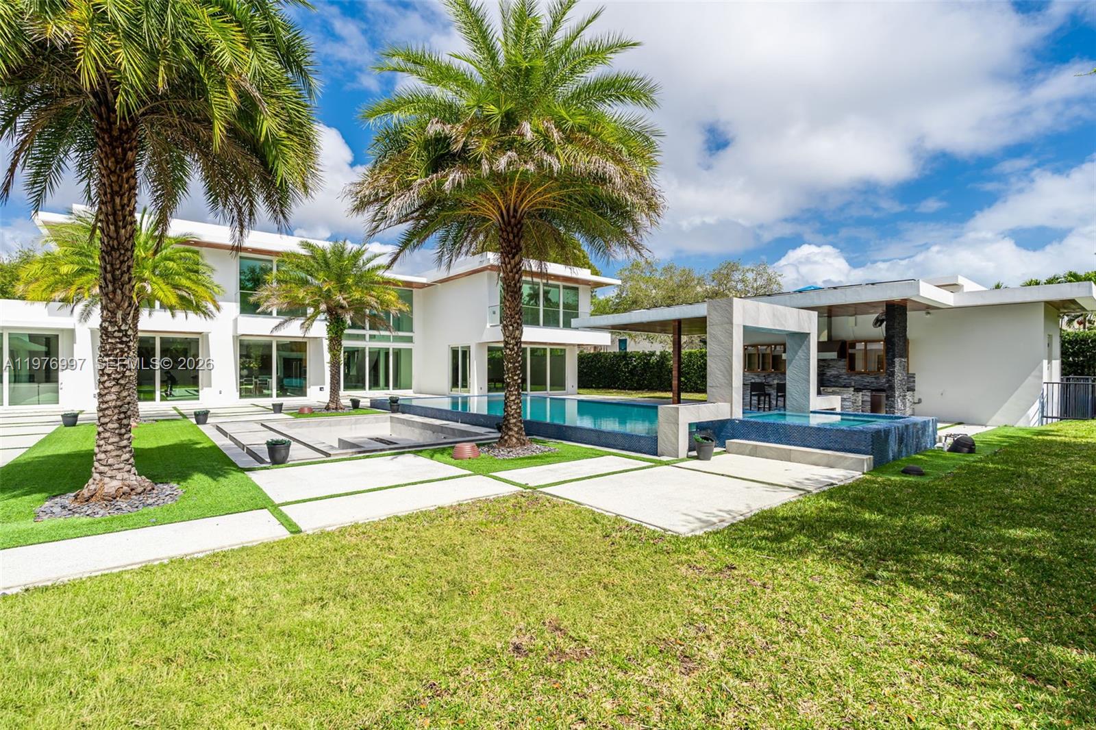 RIDGELINE ESTATES - Residential