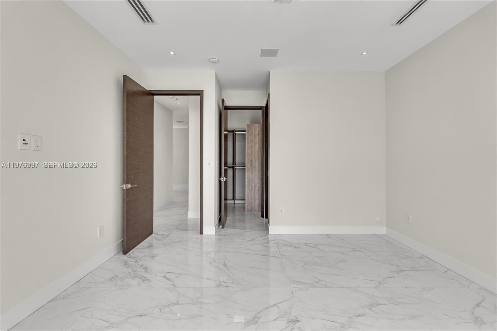 RIDGELINE ESTATES - Residential