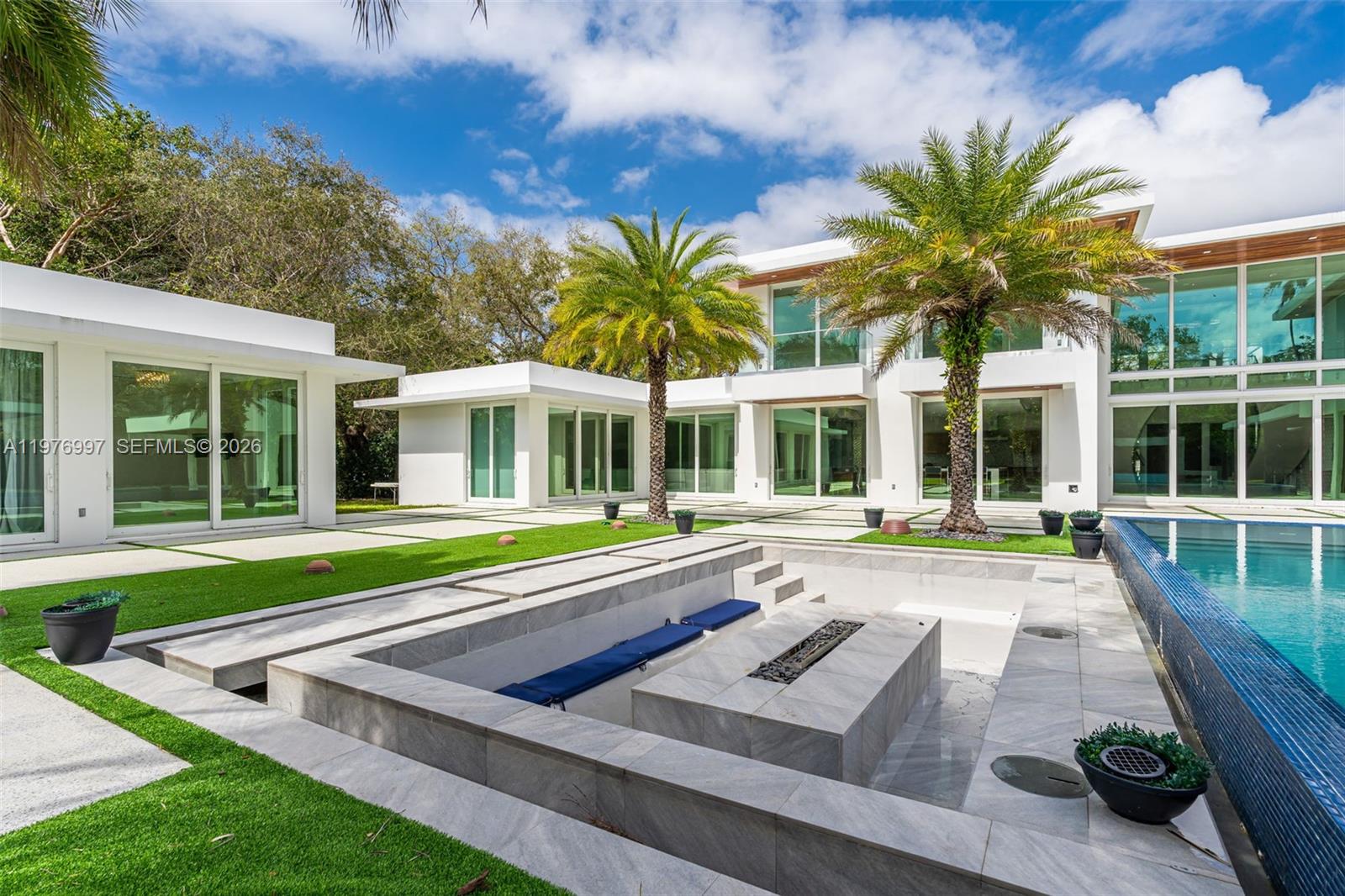 RIDGELINE ESTATES - Residential