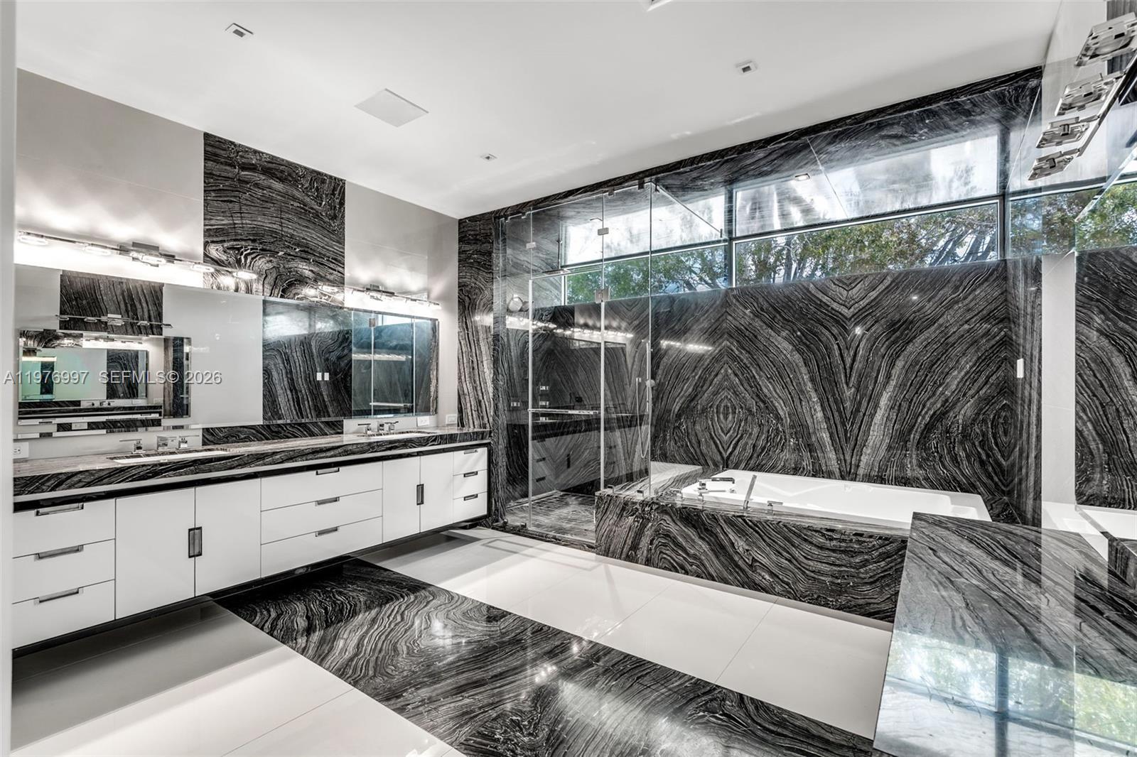 RIDGELINE ESTATES - Residential