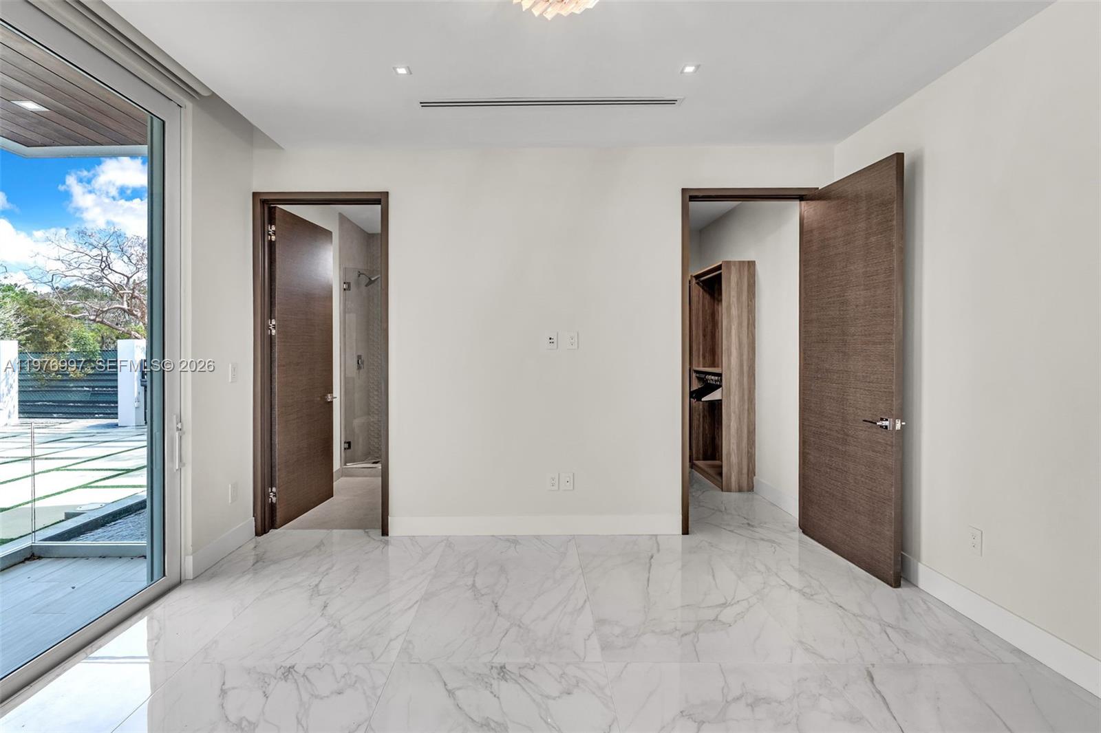 RIDGELINE ESTATES - Residential