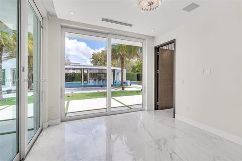 Tiny photo for 6300 SW 126th St, Pinecrest, FL 33156 (MLS # A11976997)