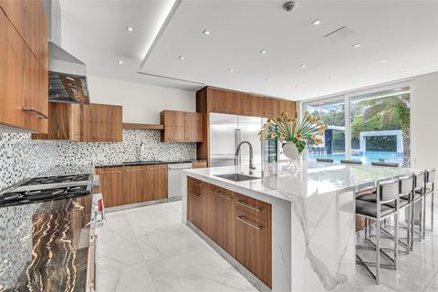 Tiny photo for 6300 SW 126th St, Pinecrest, FL 33156 (MLS # A11976997)