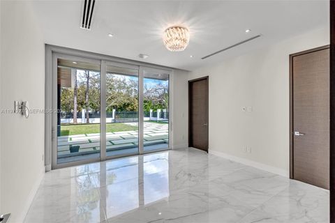 Tiny photo for 6300 SW 126th St, Pinecrest, FL 33156 (MLS # A11976997)