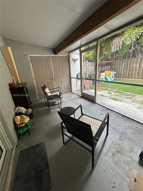 7402 NW 75th St Tamarac FL 33321