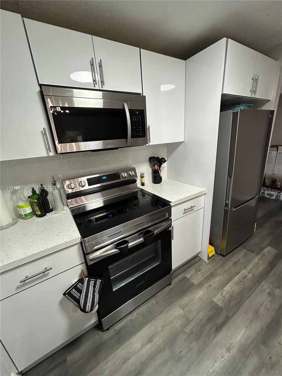 GREENBRIER DEVELOPMENT AD - Residential