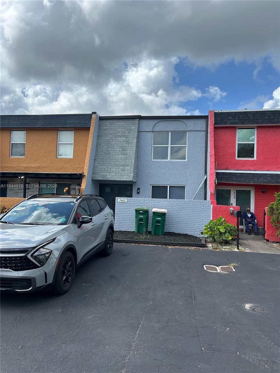 GREENBRIER DEVELOPMENT AD - Residential