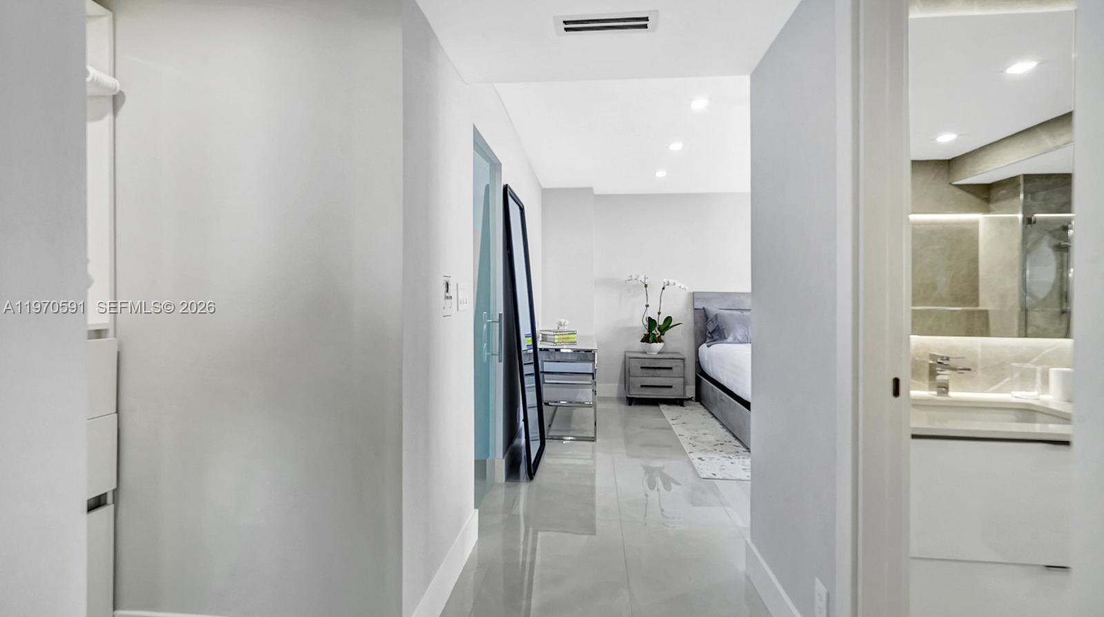 1000 ISL BLVD WILLIAMS IS - Residential