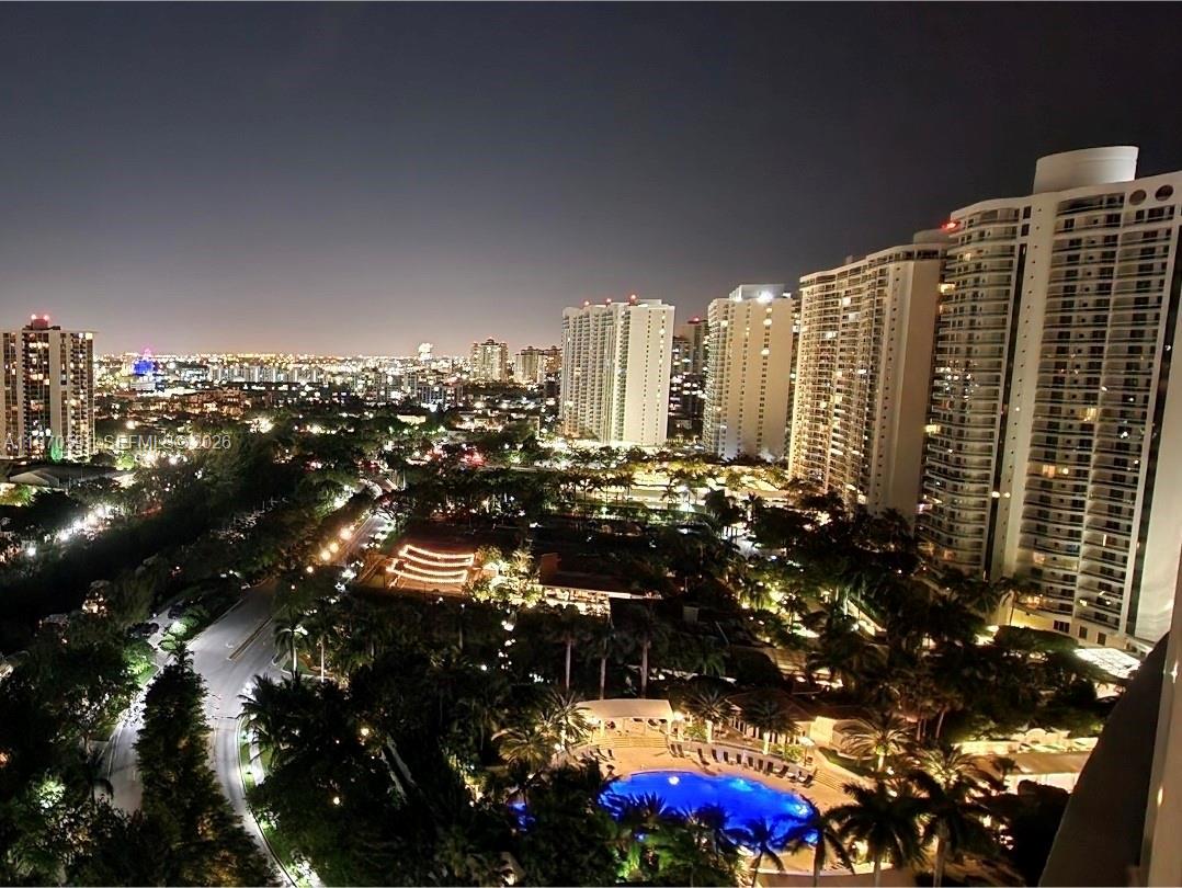 1000 ISL BLVD WILLIAMS IS - Residential