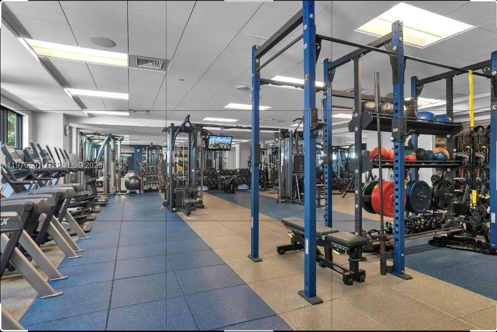 1000 ISL BLVD WILLIAMS IS - Residential