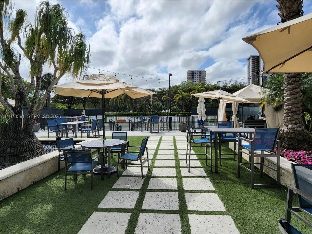 1000 ISL BLVD WILLIAMS IS - Residential