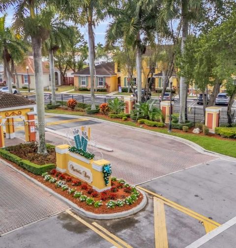 Photo of 979 NE 42nd Ter, Homestead, FL 33033 (MLS # A11998080)