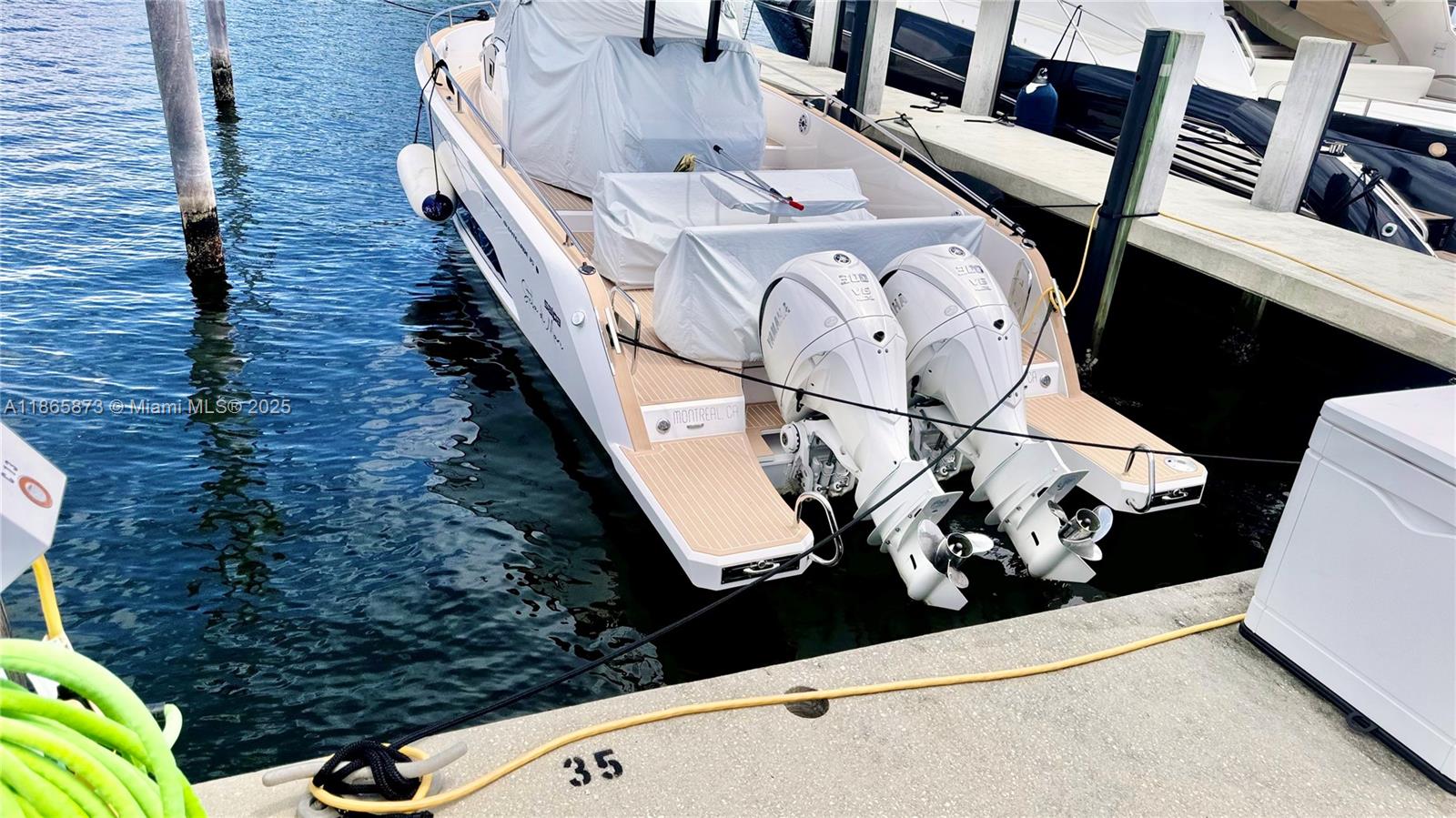 ISLAND ESTATE MARINA - Land