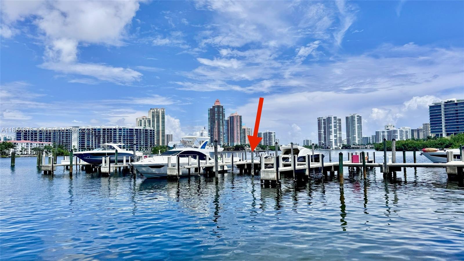 ISLAND ESTATE MARINA - Land