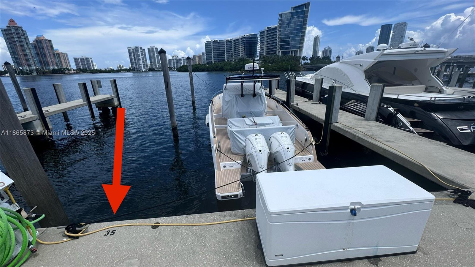 ISLAND ESTATE MARINA - Land