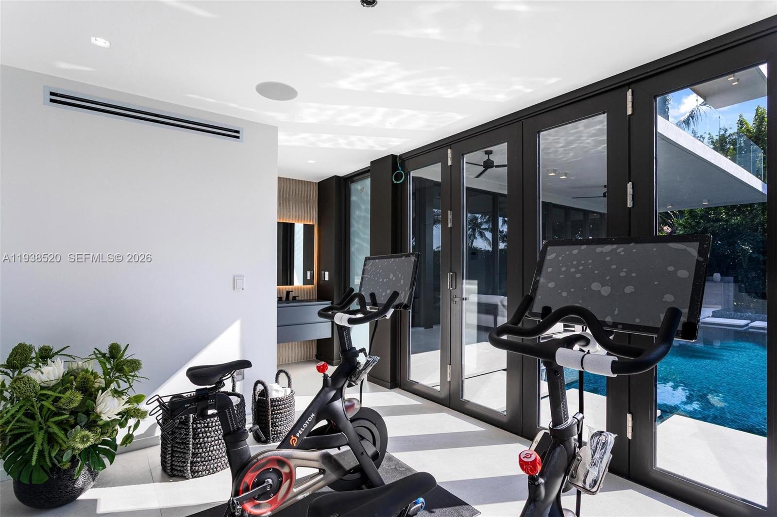 CORONADO HARBOR - Residential