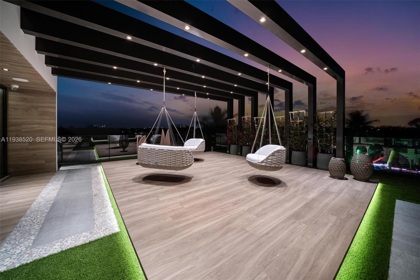 CORONADO HARBOR - Residential