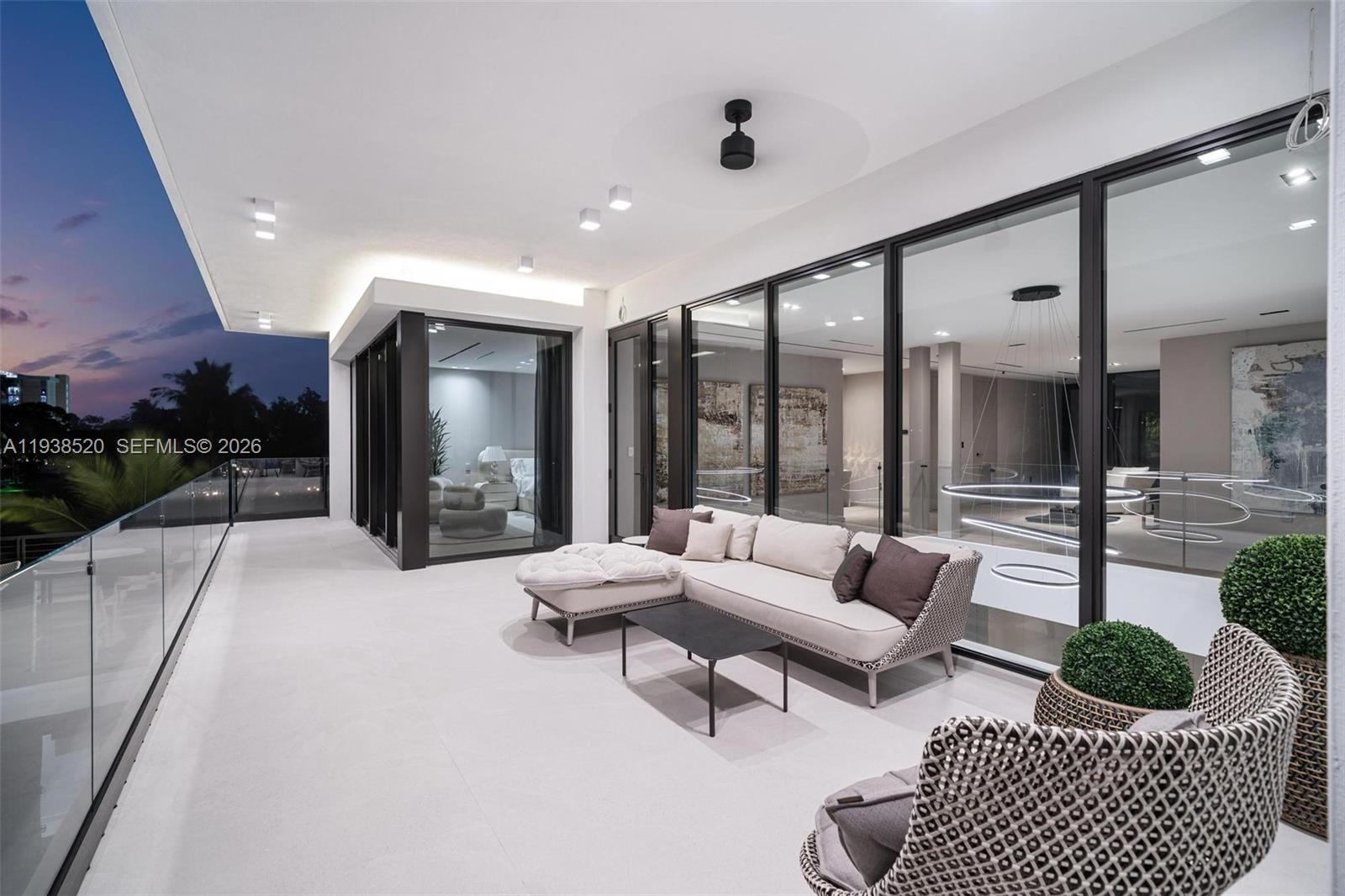 CORONADO HARBOR - Residential