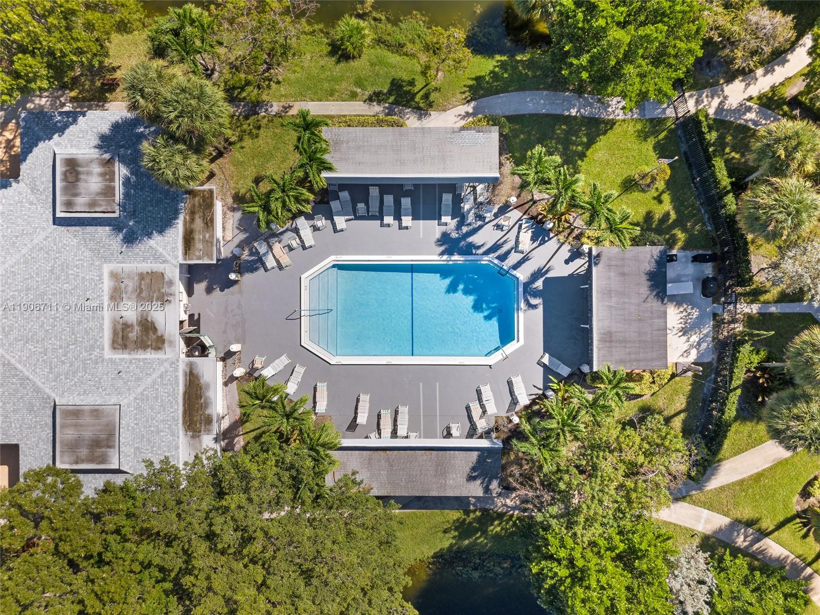 FICUS GARDENS CONDO - Residential