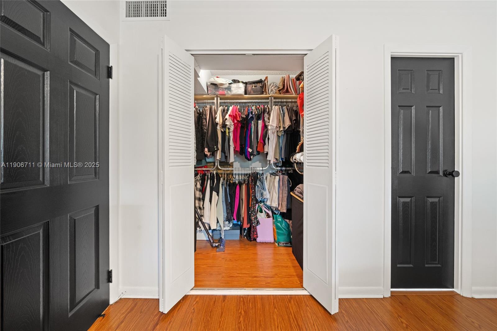 FICUS GARDENS CONDO - Residential