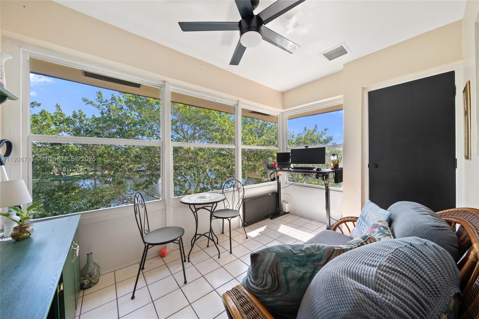 FICUS GARDENS CONDO - Residential