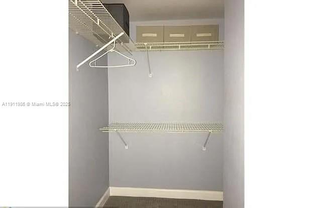 HIDDEN HARBOR CONDOMINIUM - Residential Lease