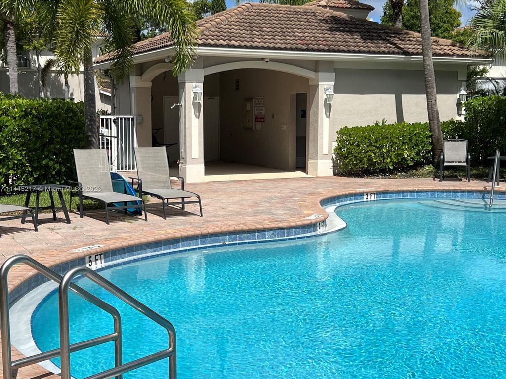Photo of 4439 Regal Ct, Delray Beach, FL 33445 (MLS # A11445217)