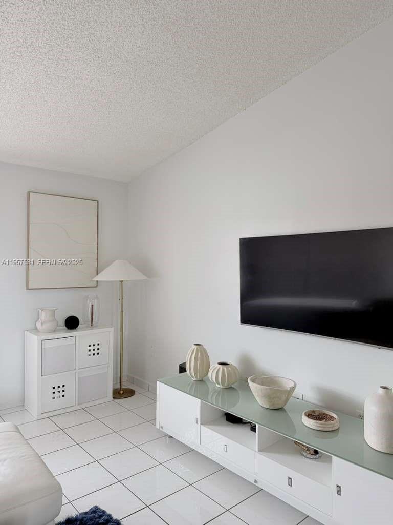 10017 W Okeechobee Rd 201