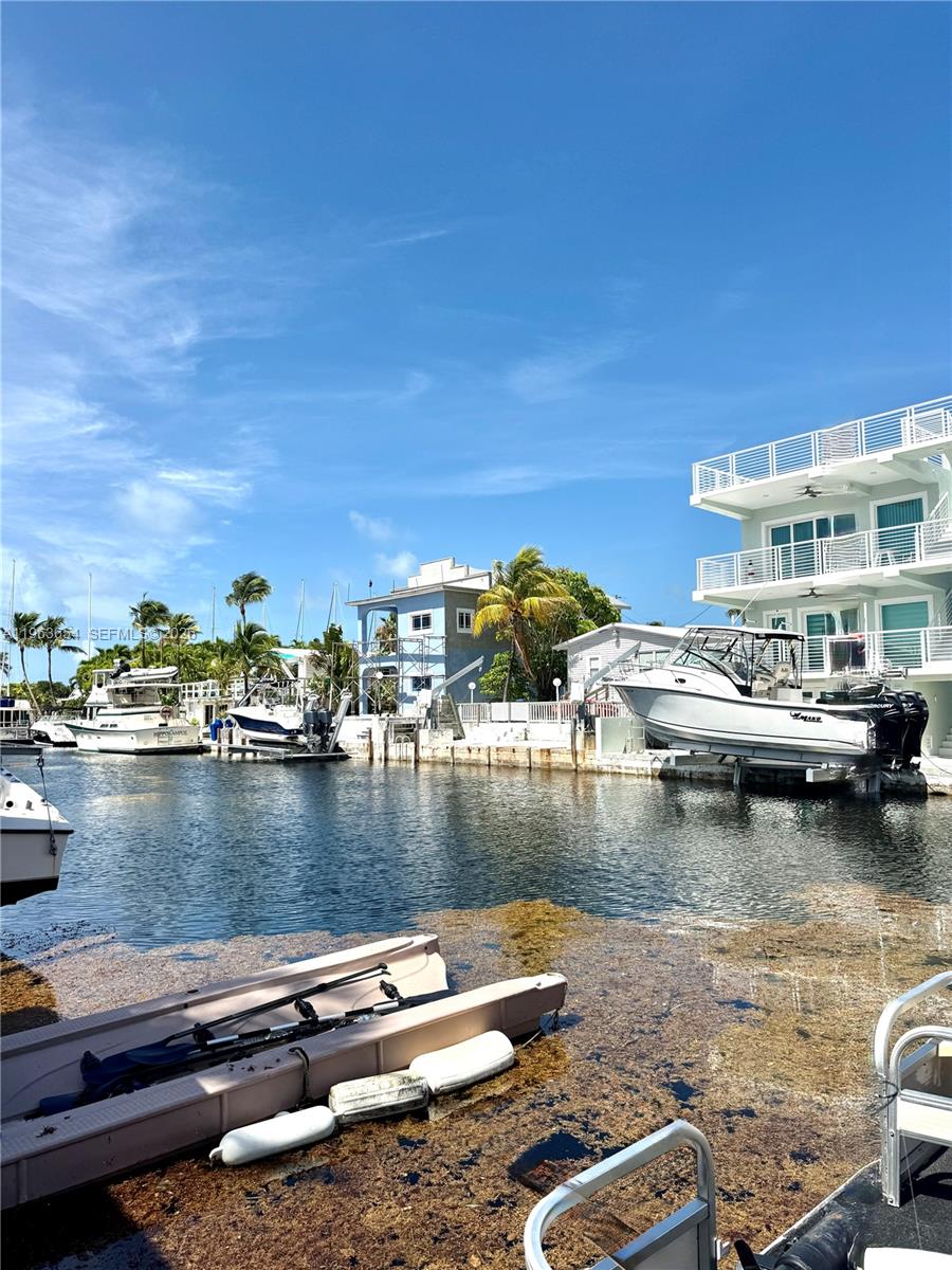 BLUE WATERS - Residential