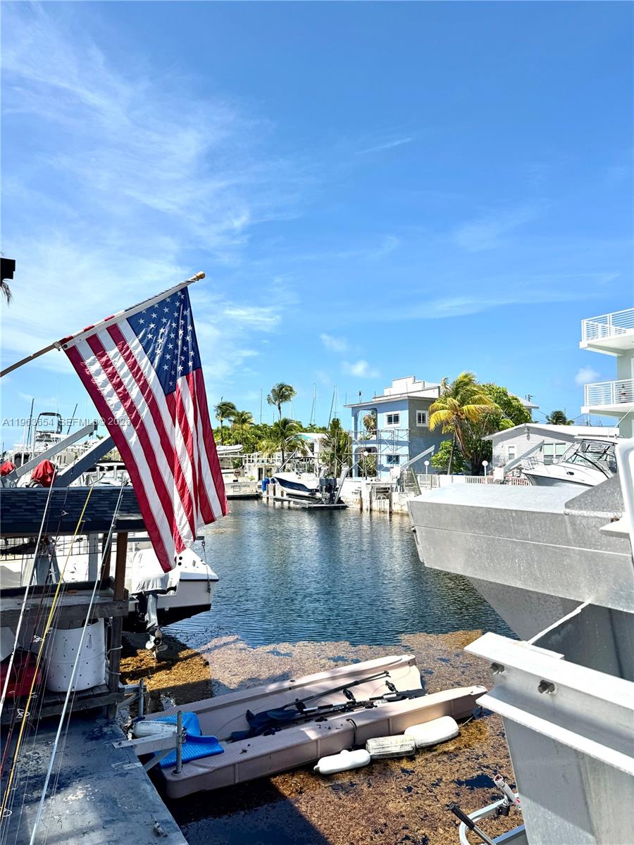 BLUE WATERS - Residential