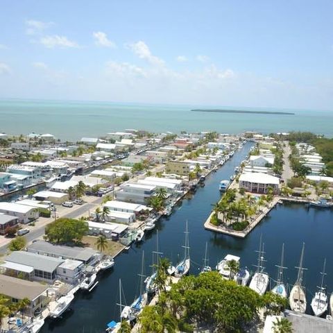 118 Burgundy Dr Tavernier FL 33070