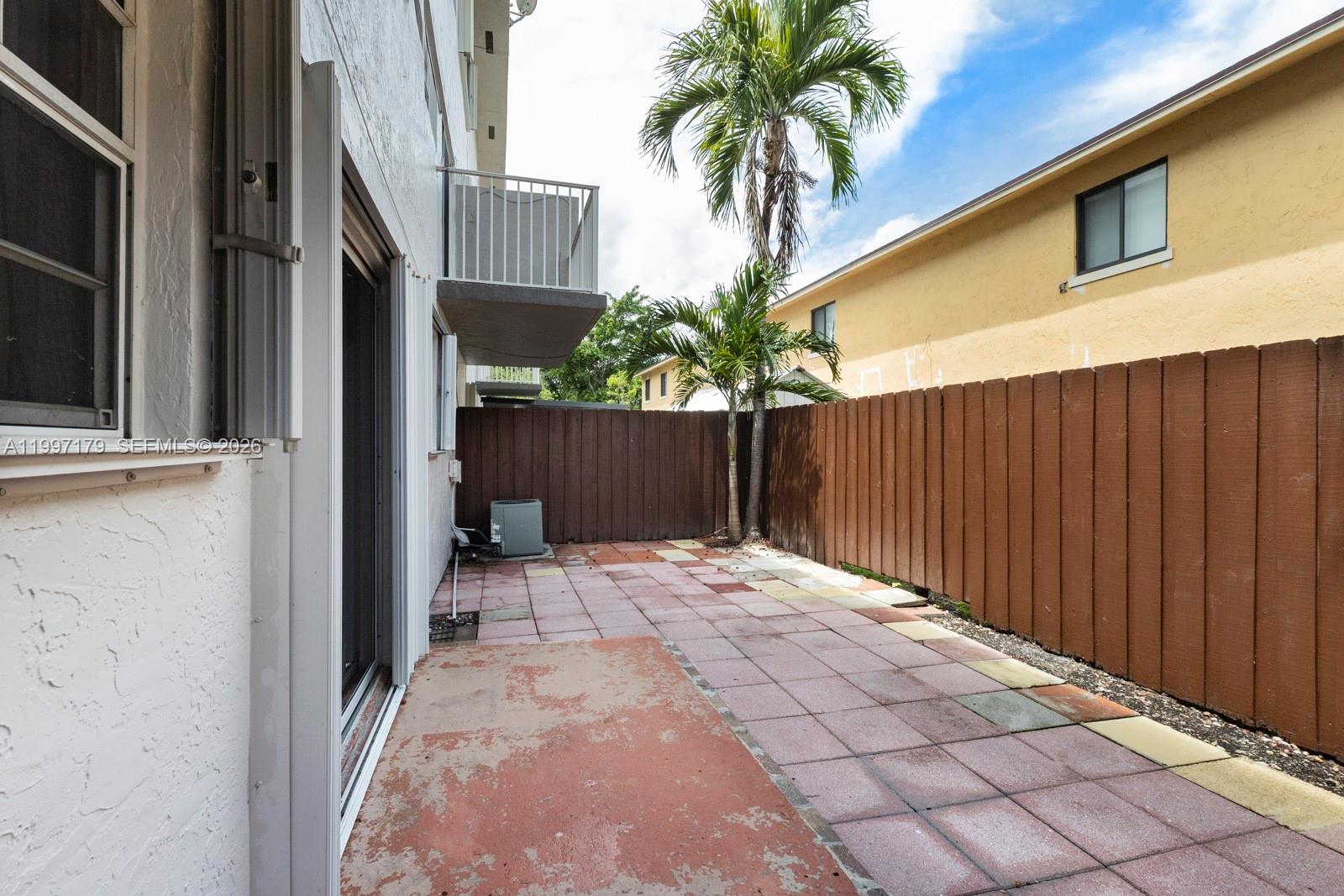 SUNRISE AT SUNSET VIEW CO - Residential Lease