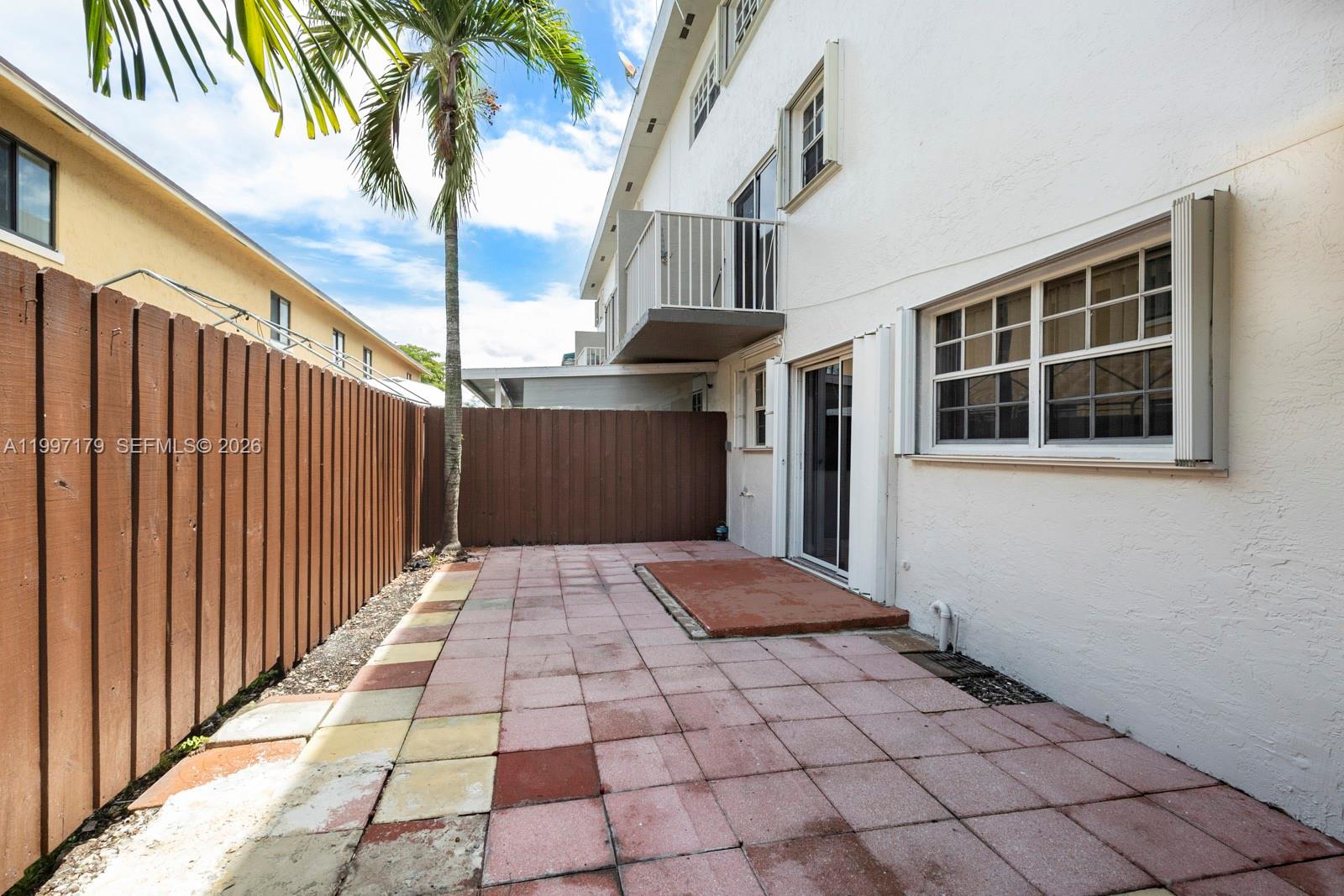 SUNRISE AT SUNSET VIEW CO - Residential Lease