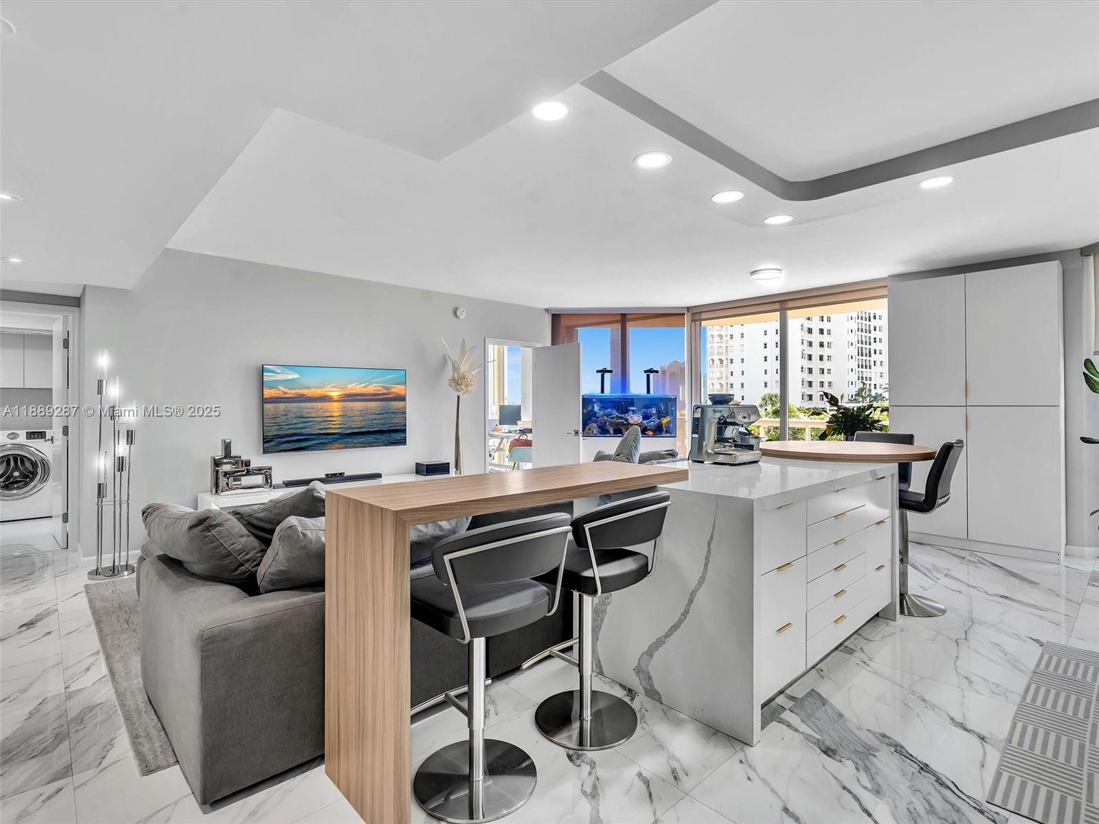 TERRACES NORTH TURNBERRY - Residential