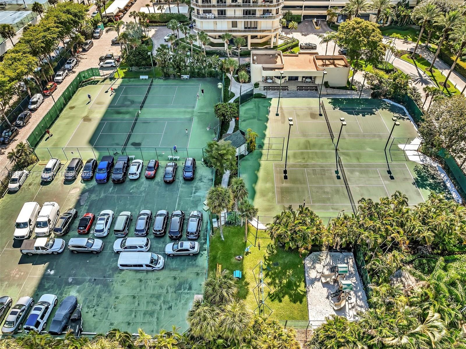 TERRACES NORTH TURNBERRY - Residential