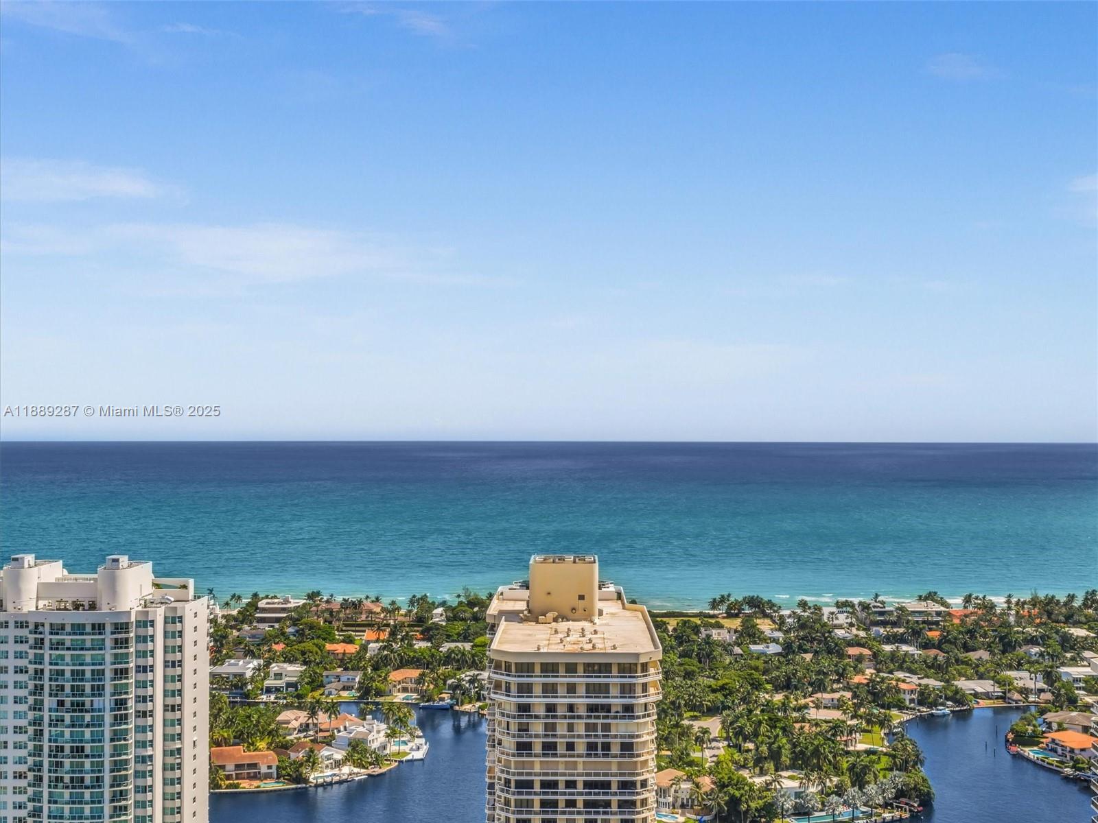 TERRACES NORTH TURNBERRY - Residential